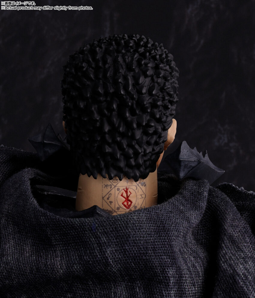 BERSERK GUTS BERSERKER ARMOR S.H.FIGUARTS ACTION FIGURE REISS