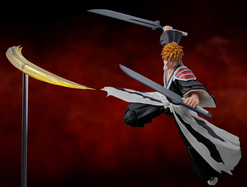 BLEACH ICHIGO KUROSAKI DUAL ZANGETSU S.H.FIGUARTS ACTION FIGURE