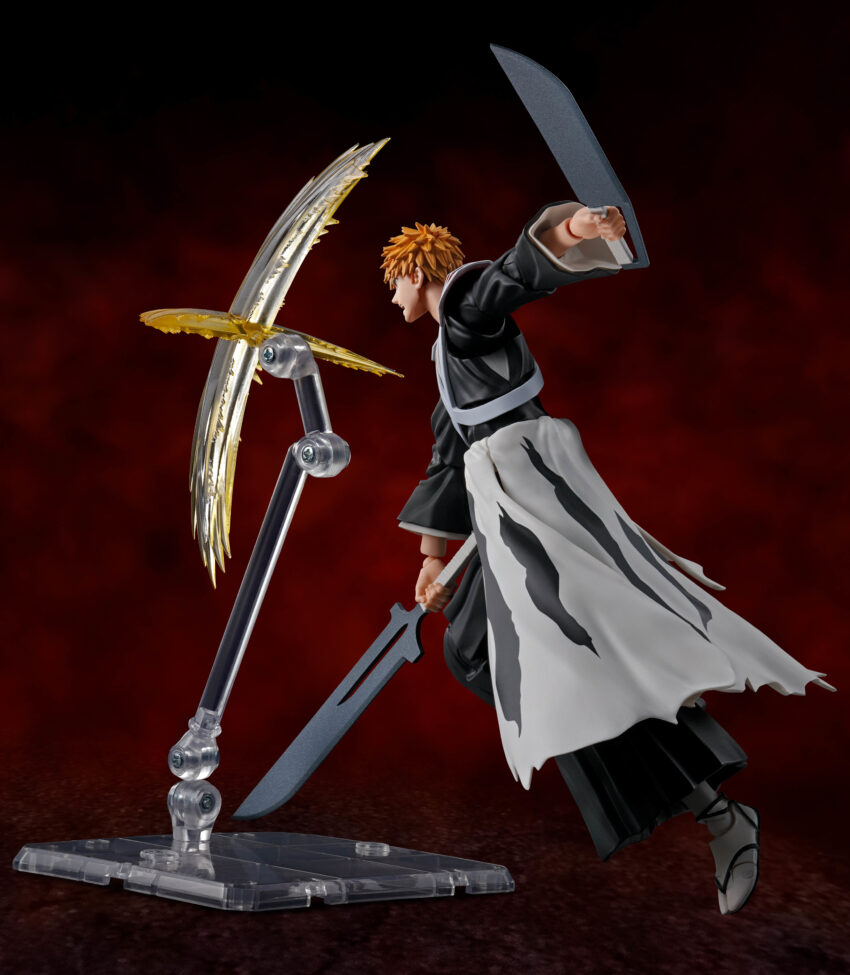 BLEACH ICHIGO KUROSAKI DUAL ZANGETSU S.H.FIGUARTS ACTION FIGURE
