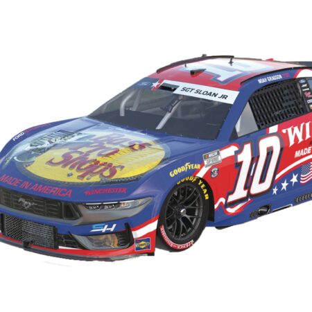 LIONEL ARC BASS PRO SALUTES NOAH GRAGSON 1/64 HT DC CAR