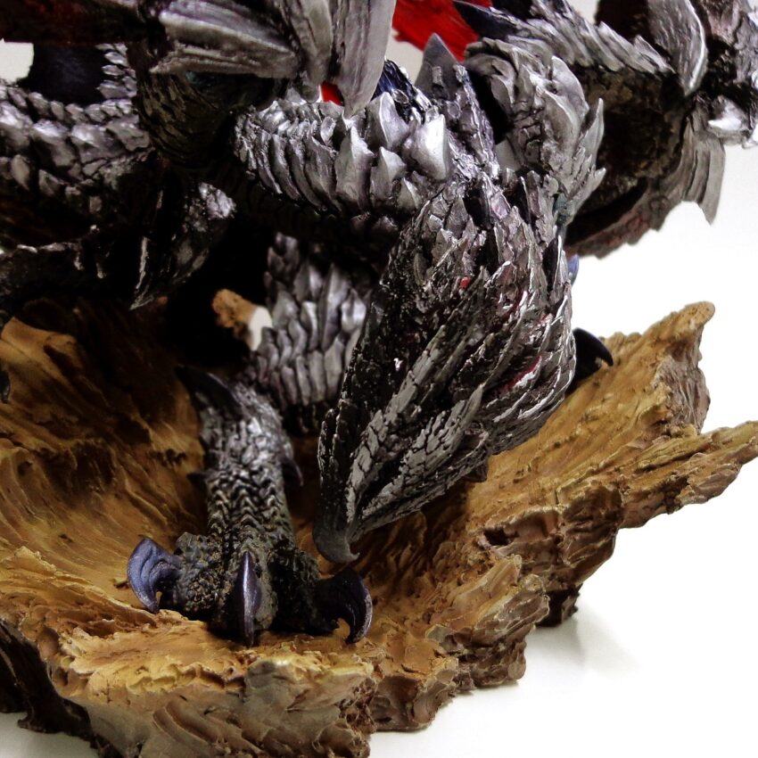 MONSTER HUNTER CFB VALSTRAX ENRAGED CREATORS MODEL