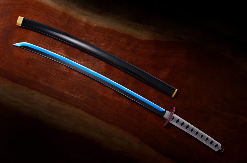 DEMON SLAYER GIYU TOMIOKA NICHIRIN SWORD PROPLICA