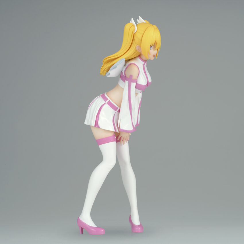 2.5 DIMENSIONAL GLITTER & GLAMOURS LILIEL ANGEL FIGURE