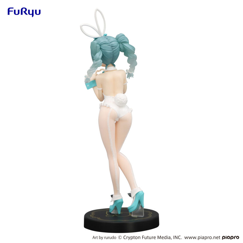 HATSUNE MIKU BICUTE BUNNIES RURUDO WHITE COLOR FIGURE