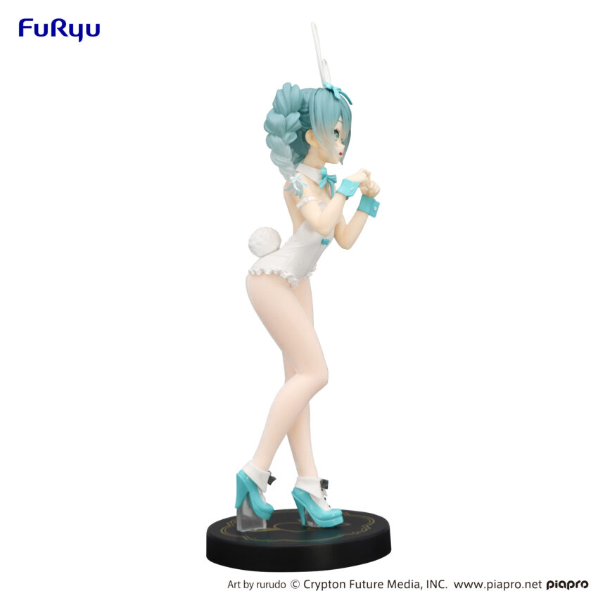 HATSUNE MIKU BICUTE BUNNIES RURUDO WHITE COLOR FIGURE