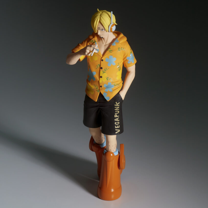 ONE PIECE SHUKKO SANJI EGGHEAD FIGURE