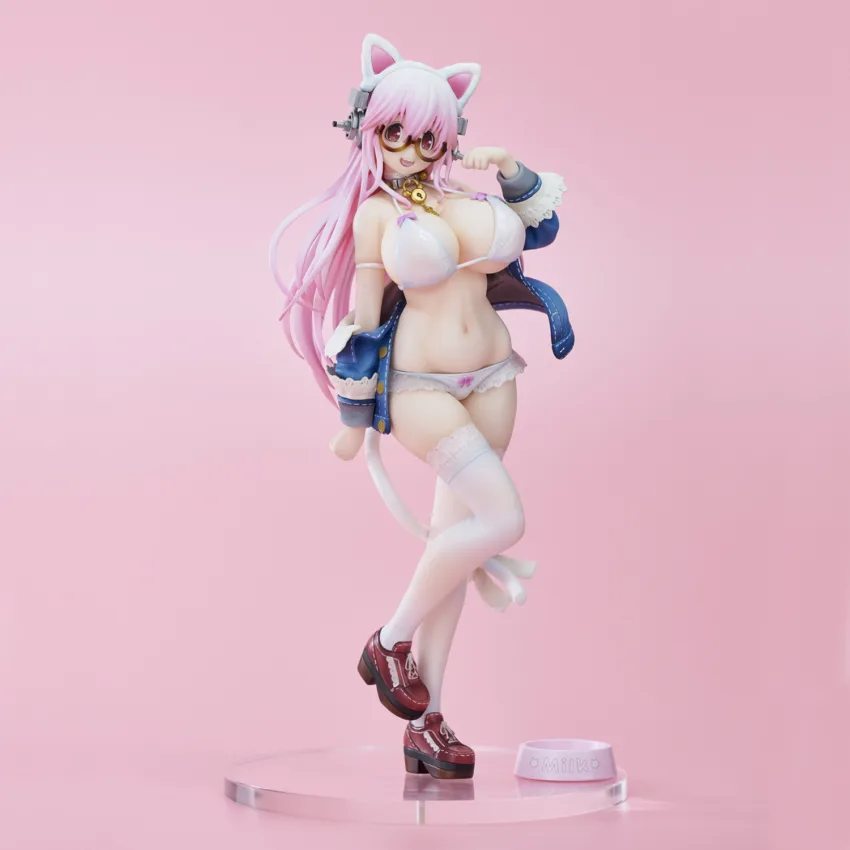 Pre-Order: SUPER SONICO PVC FIG WHITE CAT. Estimate Ship Date October 2024
