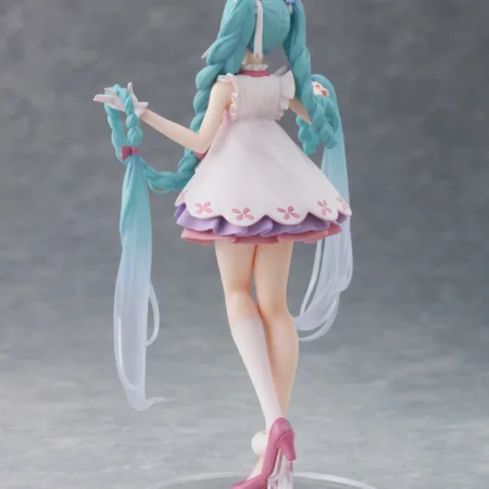 HATSUNE MIKU WONDERLAND RAPUNZEL FIGURE