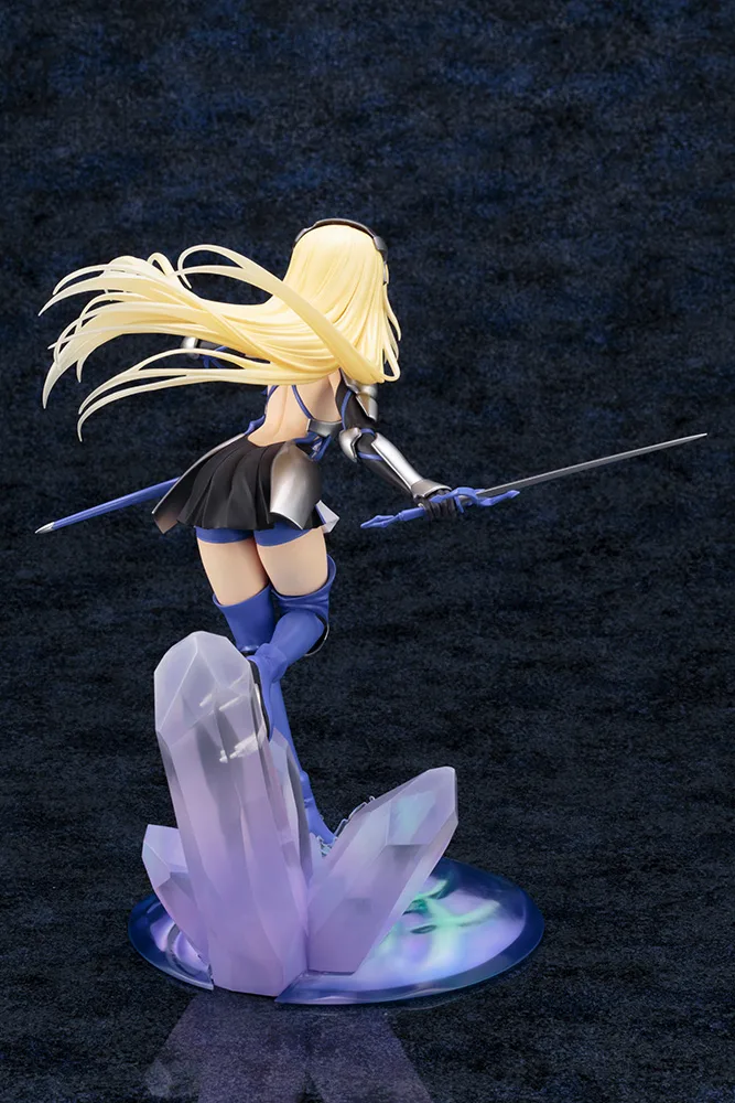 Sword Oratoria Is it Wrong to Try to Pick Up Girls in a Dungeon? Ais Wallenstein 1/7 scale FIGURE