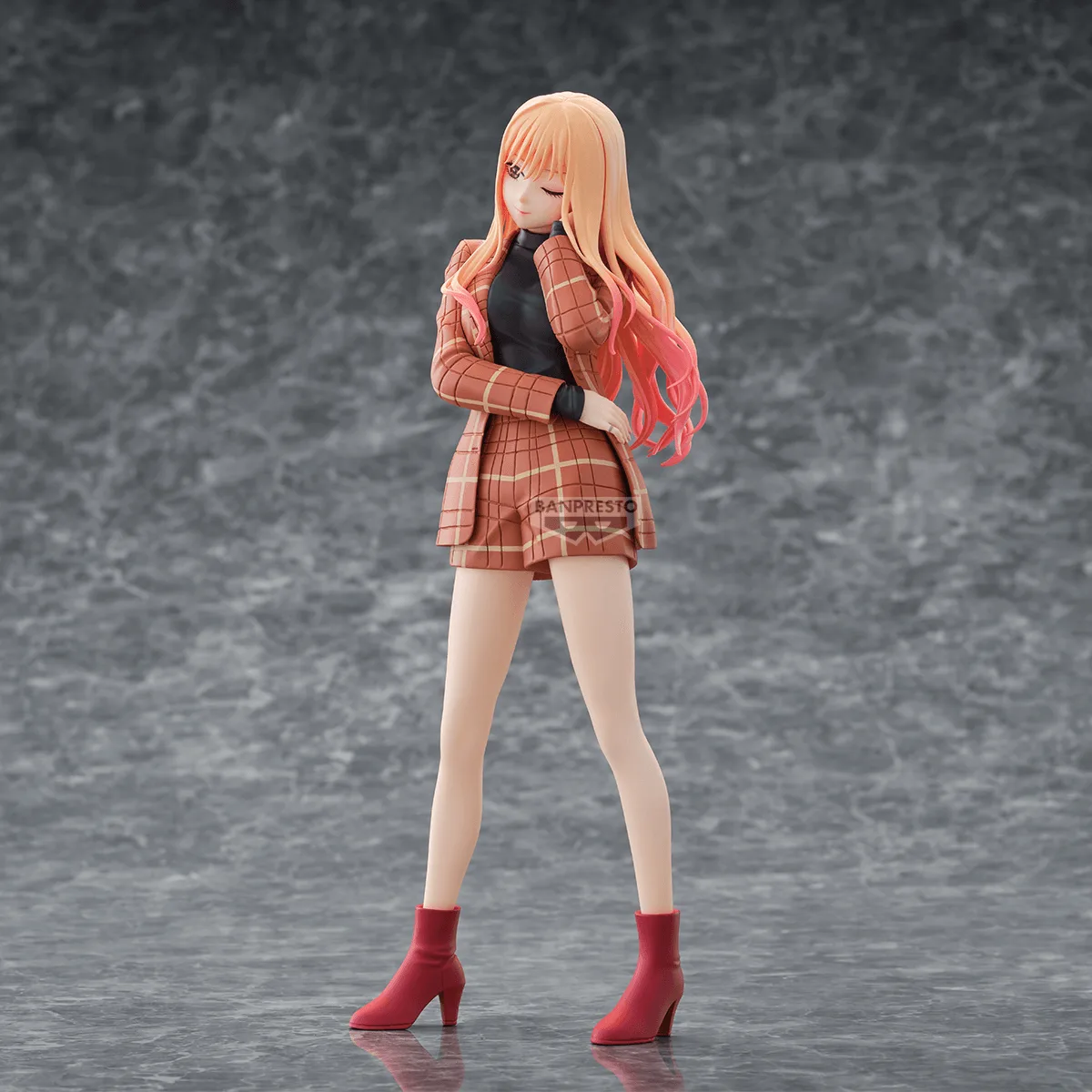 Pre order: My Dress-Up Darling Marin Kitagawa Set Up Style version Glitter&Glamours FIGURE. EST SHIP DATE APR 2027