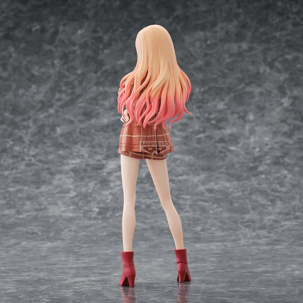 Pre order: My Dress-Up Darling Marin Kitagawa Set Up Style version Glitter&Glamours FIGURE. EST SHIP DATE APR 2027