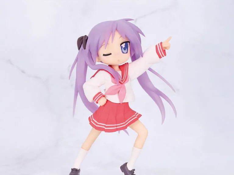 Lucky☆Star Kagami Hiiragi Vivit Figure.