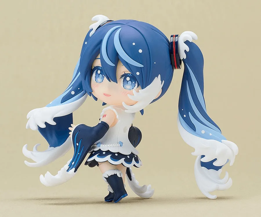 Pre order: Hatsune Miku Katsushika Hokusai Collaboration Version (Rella) Nendoroid. EST SHIP DATE JUL 2027